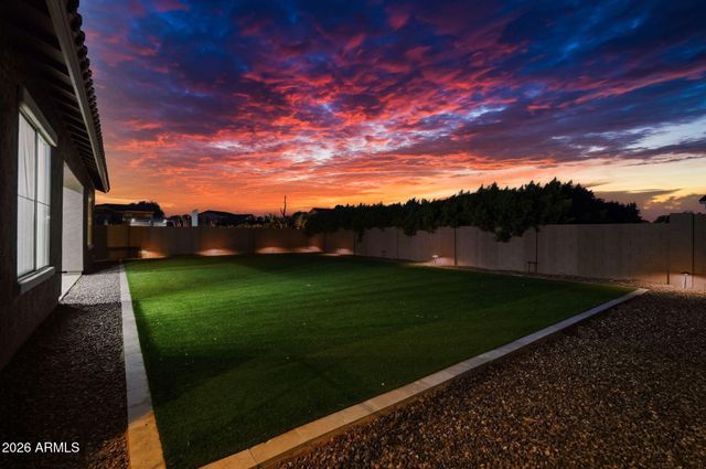 18814 E WALNUT Drive, Queen Creek, AZ 85142