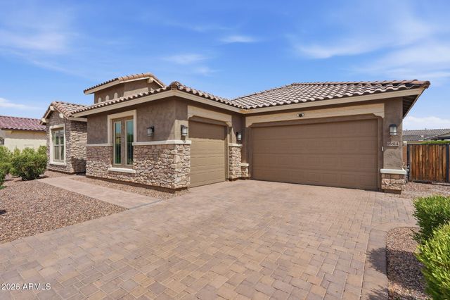 18814 E WALNUT Drive, Queen Creek, AZ 85142