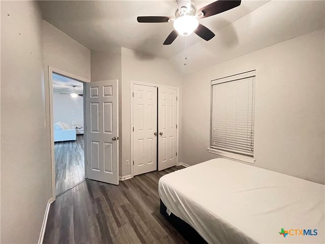 704 Pennsylvania Avenue, Victoria, TX 77904