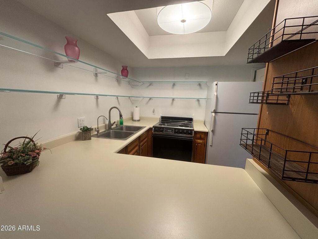 10330 W THUNDERBIRD Boulevard C123, Sun City, AZ 85351 — photo 5