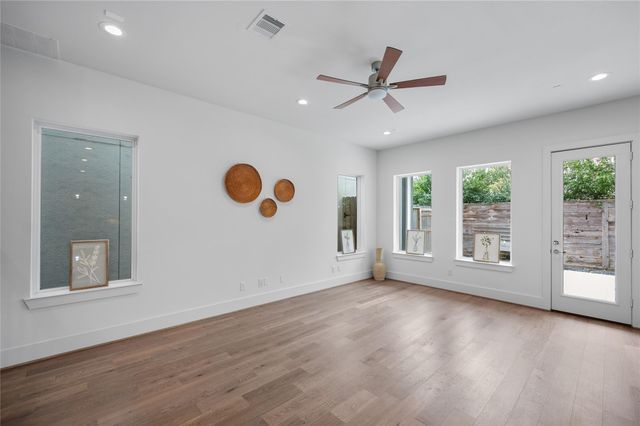 1745 Ojeman Point Lane, Houston, TX 77055