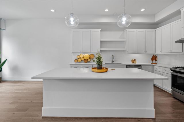 1745 Ojeman Point Lane, Houston, TX 77055