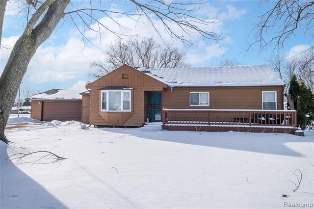 6449 Detroit Street, Mount Morris, MI 48458