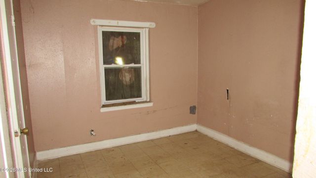 2009 North Street, Gulfport, MS 39507