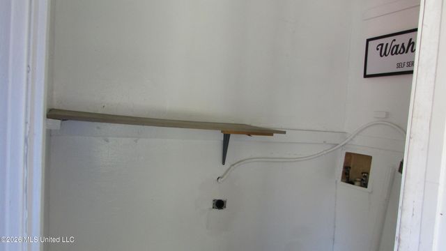 2009 North Street, Gulfport, MS 39507