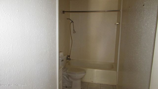 2009 North Street, Gulfport, MS 39507