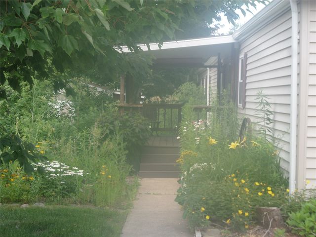 8208 CLOVERIDGE Drive, Erie, PA 16509