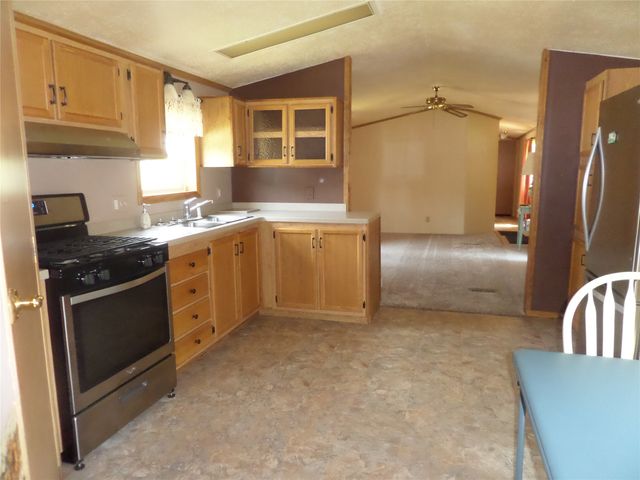 8208 CLOVERIDGE Drive, Erie, PA 16509
