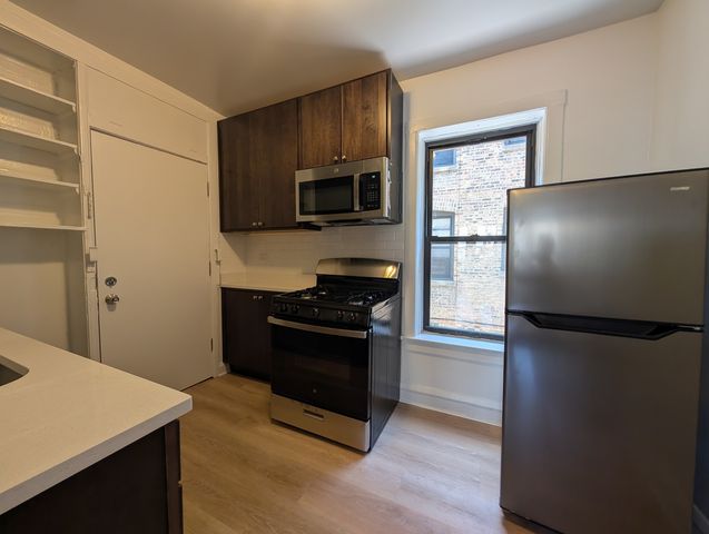 2706 N Spaulding Avenue 1GG, Chicago, IL 60647
