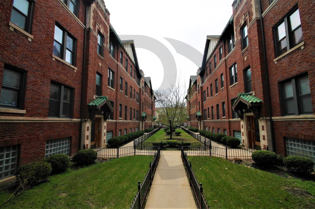 2706 N Spaulding Avenue 1GG, Chicago, IL 60647
