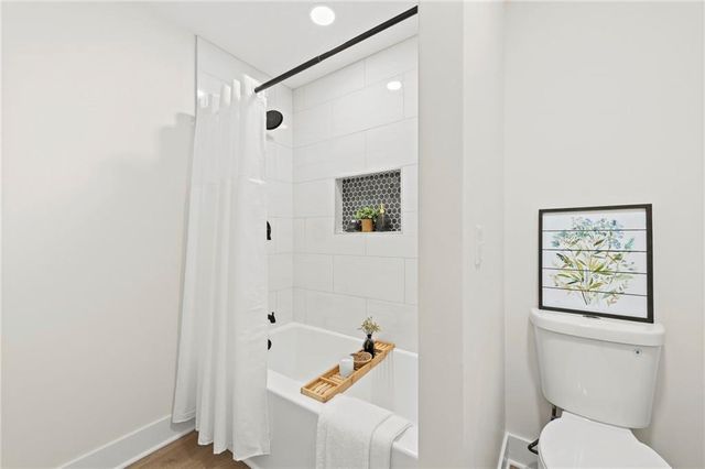 213 NW 80th Street, Kansas City, MO 64118