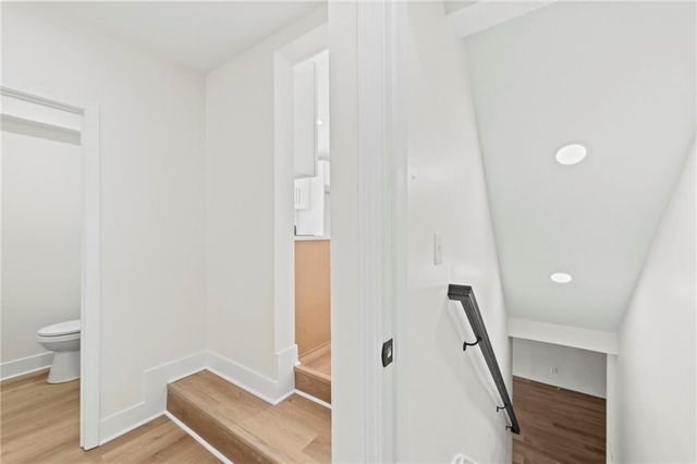 213 NW 80th Street, Kansas City, MO 64118