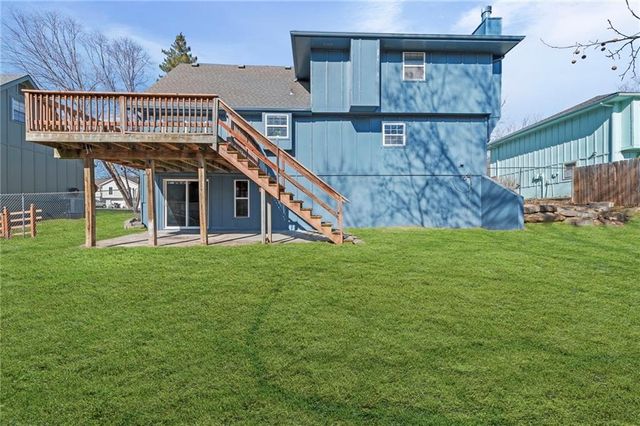 213 NW 80th Street, Kansas City, MO 64118