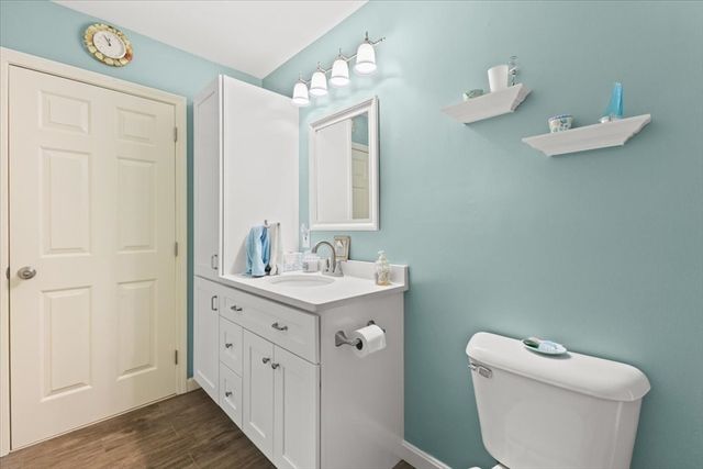 1301 Carriage Ln 1301, Taunton, MA 02780