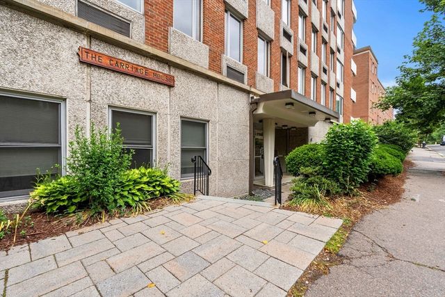 216 Saint Paul St 502, Brookline, MA 02446