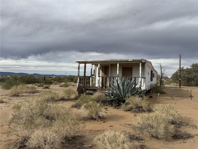 4391 W Miramar Drive, Golden Valley, AZ 86413