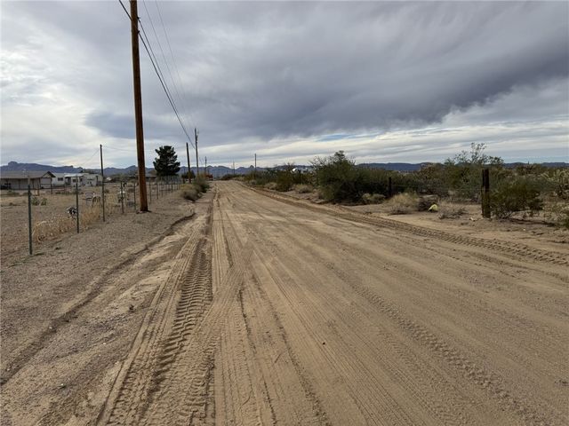 4391 W Miramar Drive, Golden Valley, AZ 86413