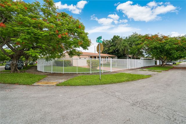 7135 SW 19th St, Miami, FL 33155