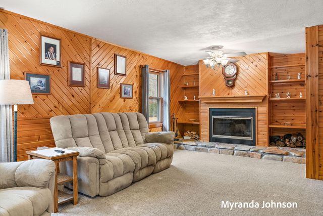 11706 Taylor Street, West Olive, MI 49460