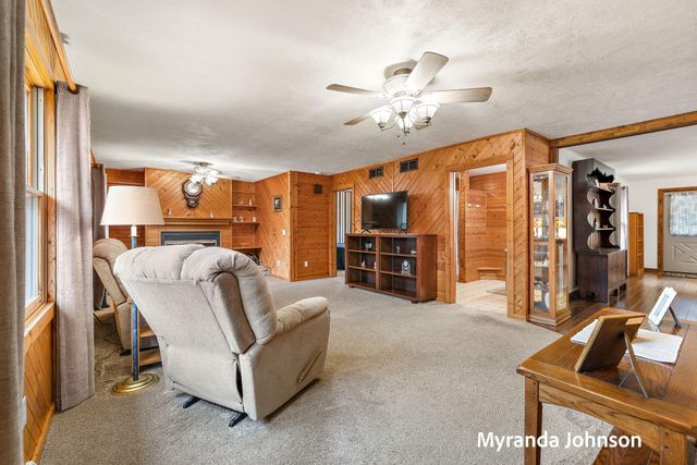 11706 Taylor Street, West Olive, MI 49460