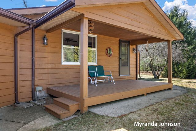 11706 Taylor Street, West Olive, MI 49460