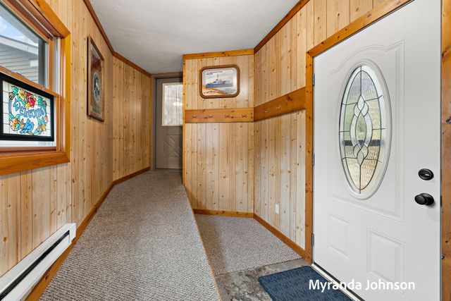 11706 Taylor Street, West Olive, MI 49460