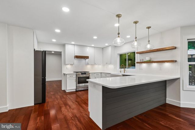 1602 LOCKSLEY DR, Annapolis, MD 21401