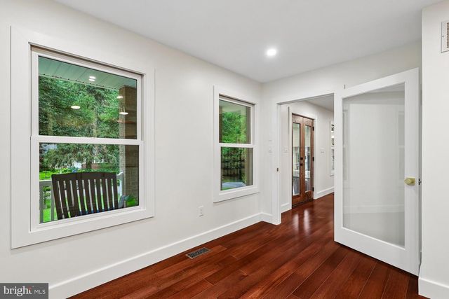 1602 LOCKSLEY DR, Annapolis, MD 21401