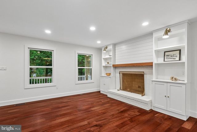 1602 LOCKSLEY DR, Annapolis, MD 21401
