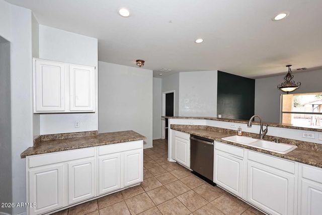 31849 N Red Rock Trail, San Tan Valley, AZ 85143