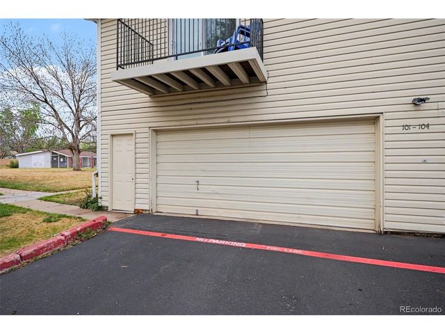 3355 S Flower St 104, Lakewood, CO 80227