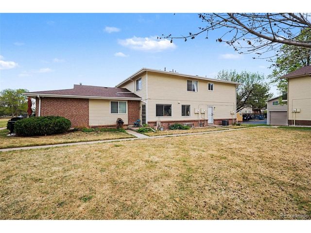 3355 S Flower St 104, Lakewood, CO 80227