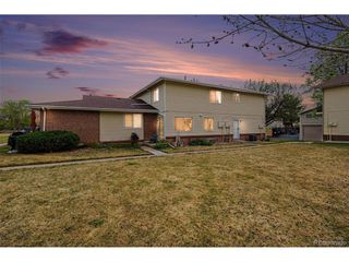 3355 S Flower St 104, Lakewood, CO 80227
