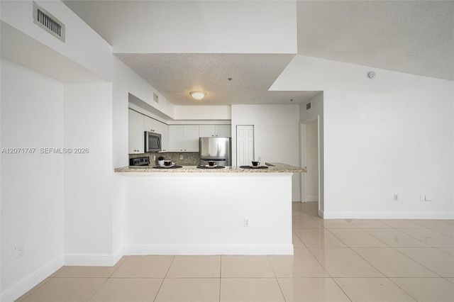 2280 E Preserve Way 303, Miramar, FL 33025