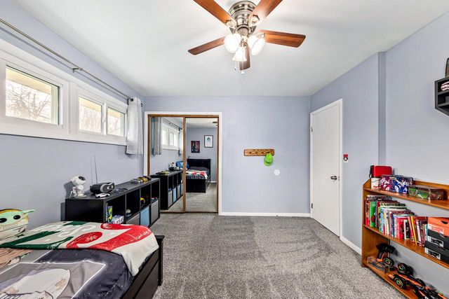 N20W28482 Oakton ROAD, Pewaukee, WI 53072