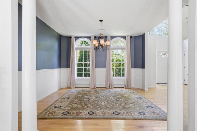 1 Eagle Hill Road, Raymond, NH 03077