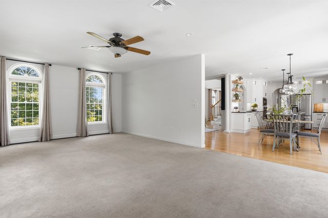 1 Eagle Hill Road, Raymond, NH 03077