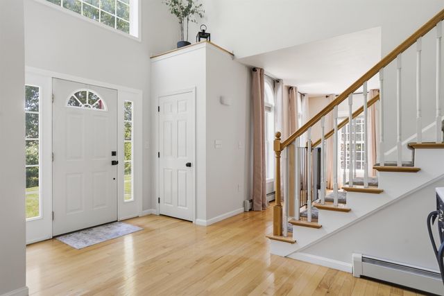 1 Eagle Hill Road, Raymond, NH 03077
