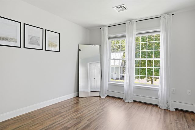 1 Eagle Hill Road, Raymond, NH 03077