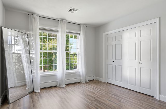 1 Eagle Hill Road, Raymond, NH 03077