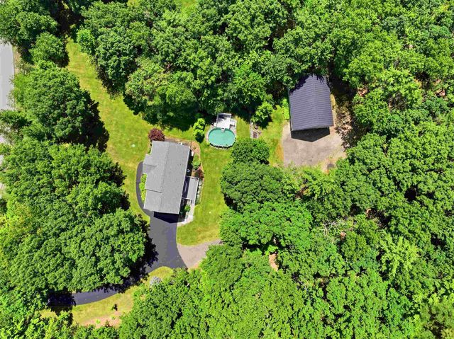 1 Eagle Hill Road, Raymond, NH 03077