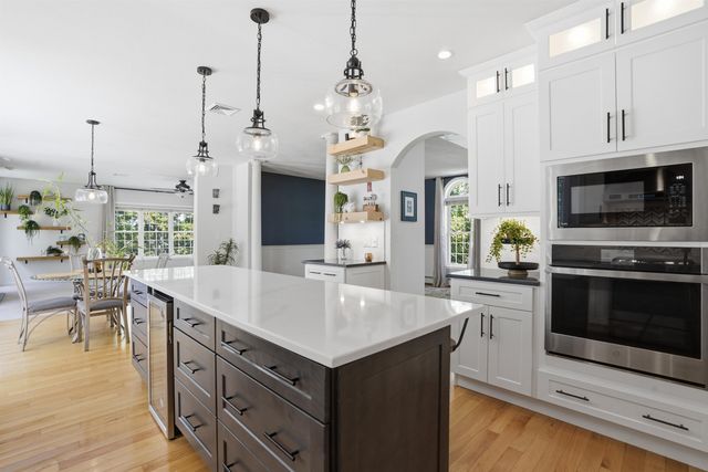1 Eagle Hill Road, Raymond, NH 03077
