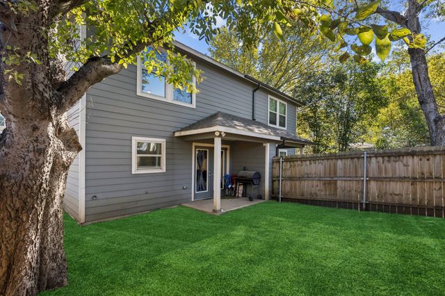 419 Avenue L, Dallas, TX 75203