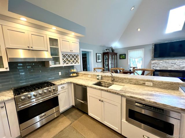 57 Rochester Avenue, East Atlantic Beach, NY 11561