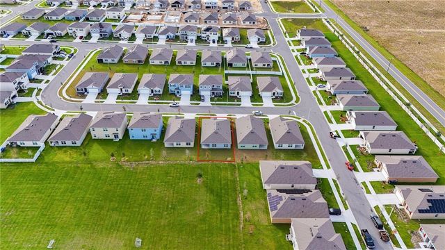 1811 SILVERBELL LOOP, Haines City, FL 33844