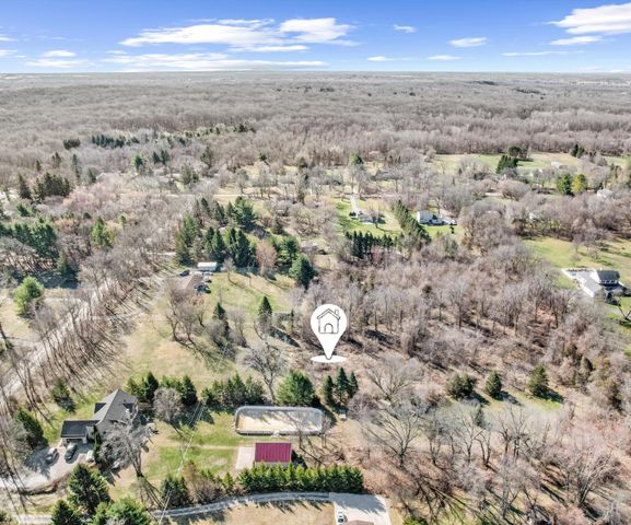 1480 Old Plank Road, Milford, MI 48381