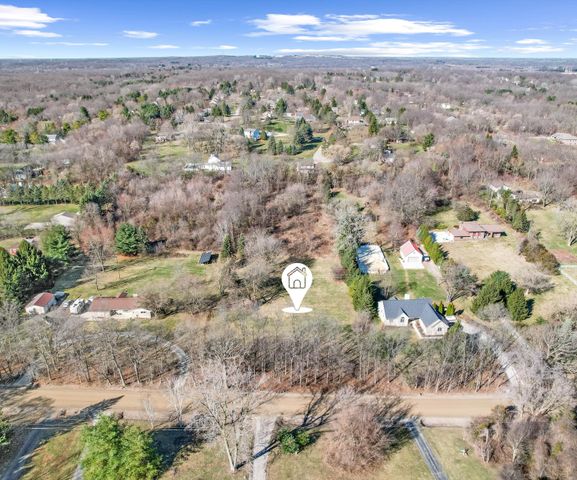 1480 Old Plank Road, Milford, MI 48381