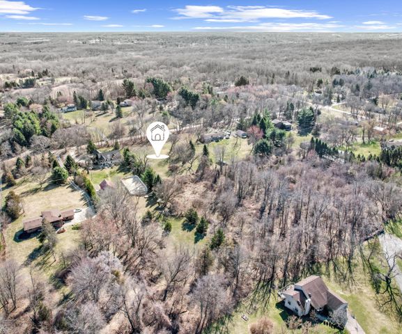 1480 Old Plank Road, Milford, MI 48381