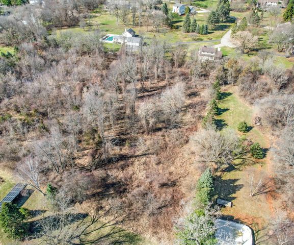 1480 Old Plank Road, Milford, MI 48381