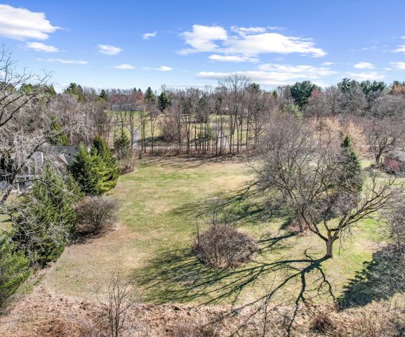 1480 Old Plank Road, Milford, MI 48381
